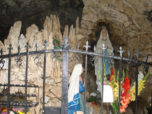 Page image - Oratoire de Notre Dame de Lourdes